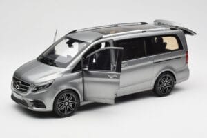 Mercedes V-Class W447 AMG Line Šedá Metalíza Norev 1:18 183488 Kov – obrázek 2 z 9
