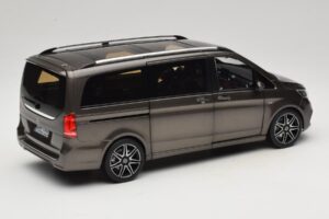 Mercedes V-Class W447 AMG Line Indium Grey Norev 1:18 183873 Kov – obrázek 3 z 8