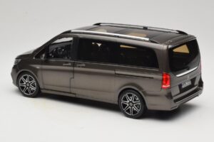 Mercedes V-Class W447 AMG Line Indium Grey Norev 1:18 183873 Kov – obrázek 7 z 8
