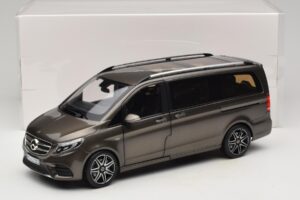 Mercedes V-Class W447 AMG Line Indium Grey Norev 1:18 183873 Kov – obrázek 8 z 8