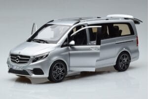 Mercedes V-Class V260 AMG Line Stříbrný Norev 1:18 183871 Kov – obrázek 2 z 10