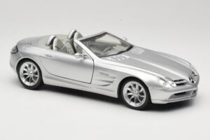 Mercedes Vision SLR Roadster Stříbrný Maisto 1:18 B66962107 Kov – obrázek 6 z 8
