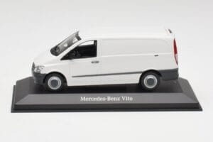 Mercedes Vito Arctic Bílý Minichamps 1:43 B66960524 Kov