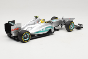 Mercedes W03 #8 N. Rosberg Mercedes AMG Petronas Showcar 2012 Minichamps 1:18 110120078 Kov – obrázek 2 z 7
