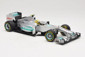 Mercedes W03 #8 N. Rosberg Mercedes AMG Petronas Showcar 2012 Minichamps 1:18 110120078 Kov – obrázek 4 z 7