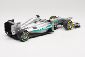 Mercedes W04 #9 N. Rosberg Mercedes AMG Petronas Showcar 2013 Minichamps 1:18 110130079 Kov – obrázek 2 z 7
