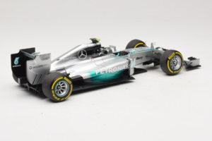 Mercedes W05 #6 N. Rosberg Mercedes AMG Petronas Abu Dhabi Grand Prix 2014 Minichamps 1:18 110140406 Kov – obrázek 2 z 7