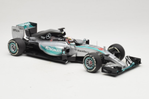 Mercedes W06 #44 L. Hamilton F1 World Champion 2015 Dealer Edition Minichamps 1:18 B66960539 Kov – obrázek 4 z 7
