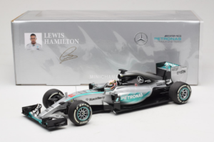 Mercedes W06 #44 L. Hamilton Mercedes AMG Petronas Australian Grand Prix Winner 2015 Minichamps 1:18 110150044 Kov – obrázek 7 z 7