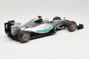 Mercedes W06 #44 L. Hamilton Mercedes AMG Petronas Japanese Grand Prix Winner 2015 Minichamps 1:18 110150344 Kov – obrázek 2 z 7