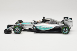 Mercedes W06 #44 L. Hamilton Mercedes AMG Petronas United States Grand Prix Winner World Champion 2015 Minichamps 1:18 110150 – obrázek 3 z 7