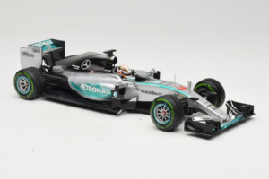 Mercedes W06 #44 L. Hamilton Mercedes AMG Petronas United States Grand Prix Winner World Champion 2015 Minichamps 1:18 110150 – obrázek 4 z 7