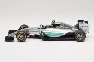 Mercedes W06 #6 N. Rosberg Mercedes AMG Petronas Japanese Grand Prix 2015 Minichamps 1:18 110150206 Kov – obrázek 3 z 7