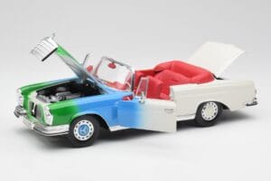 Mercedes 280SE W108 Tricolor Maisto 1:18 56014 Kov – obrázek 2 z 8