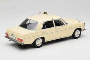 Mercedes W115 Béžový Taxi MCG 1:18 MCG18055 Kov – obrázek 2 z 6