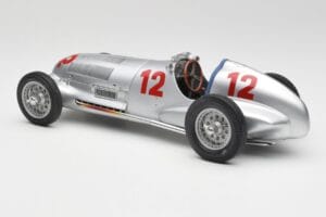 Mercedes W125 #12 R. Caracciola Grand Prix 1937 CMC 1:18 M-052 Kov – obrázek 5 z 6