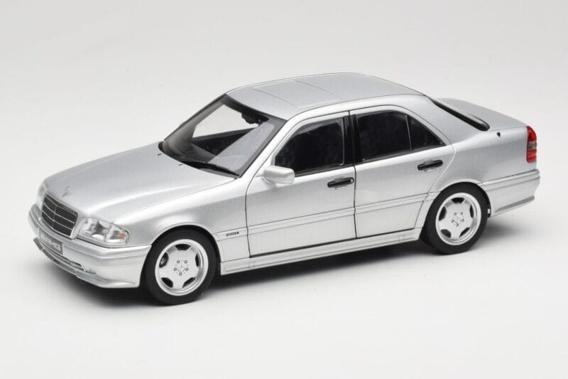 Mercedes C36 AMG W202 Silver Metallic Norev 1:18 183380 Kov