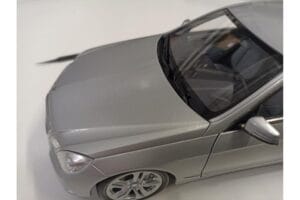 Mercedes E-Klasse W212 Avantgarde Iridium Stříbrný Lak Vydání 1 Minichamps 1:18 B66960212-D1 Kov – obrázek 8 z 11