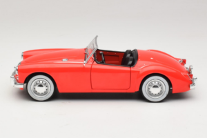 MG A 1600 Roadster Mk I Elvis Presley Blue Hawaii Movie GreenLight 1:18 13524 Kov – obrázek 4 z 8