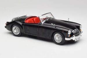 MGA English Roadster Černý Revell 1:18 84559091 Kov – obrázek 6 z 8
