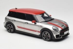 Mini Clubman F54 JCW Melting Silver Metallic Otto 1:18 OT1106 Pryskyřice – obrázek 4 z 6