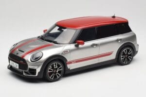 Mini Clubman F54 JCW Melting Silver Metallic Otto 1:18 OT1106 Pryskyřice
