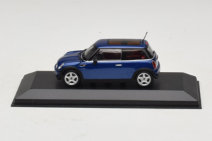 Mini Cooper Kabriolet Modrý Minichamps 1:43 80420309092-R1 Kov