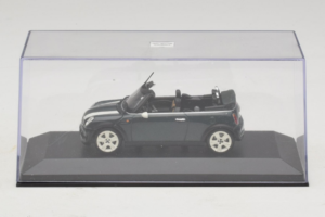 Mini Cooper Kabriolet Zelený s Bílým Pruhem Minichamps 1:43 80420309093-R1 Kov – obrázek 4 z 5