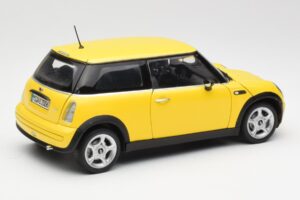 Mini Cooper One R50 Aerodynamický Paket Žlutý Kyosho 1:18 80430148553 Kov – obrázek 3 z 8
