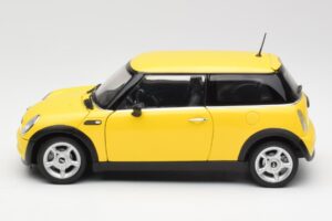 Mini Cooper One R50 Aerodynamický Paket Žlutý Kyosho 1:18 80430148553 Kov – obrázek 4 z 8