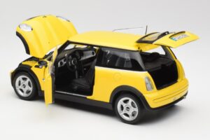Mini Cooper One R50 Aerodynamický Paket Žlutý Kyosho 1:18 80430148553 Kov – obrázek 5 z 8
