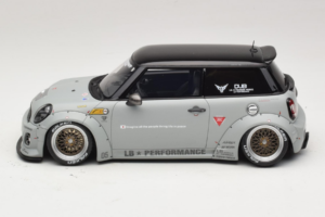 Mini Cooper R56 LB Works LB Nation Otto 1:18 OT1212 Pryskyřice – obrázek 3 z 6