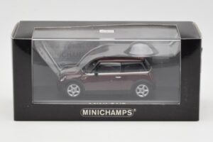Mini One R50 Tmavě Červený S Černou Střechou Minichamps 1:43 MINI008 Kov – obrázek 4 z 5