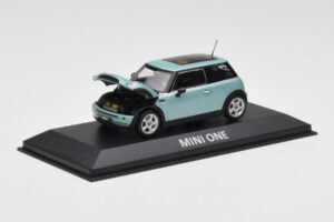 Mini One R50 Světle Zelený Se Světle Zelenou Střechou Minichamps 1:43 MINI003 Kov – obrázek 2 z 4