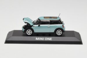 Mini One R50 Světle Zelený Se Světle Zelenou Střechou Minichamps 1:43 MINI003 Kov