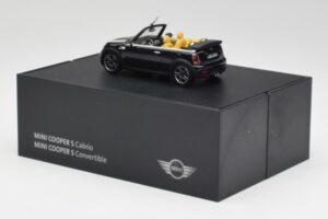 Mini Cooper S R57 Kabriolet Černý Minichamps 1:43 80422148818 Kov – obrázek 3 z 4