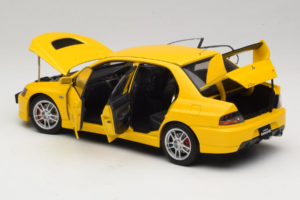 Mitsubishi Lancer Evolution IX GSR Žlutý AUTOart 1:18 77192 Kov – obrázek 5 z 8