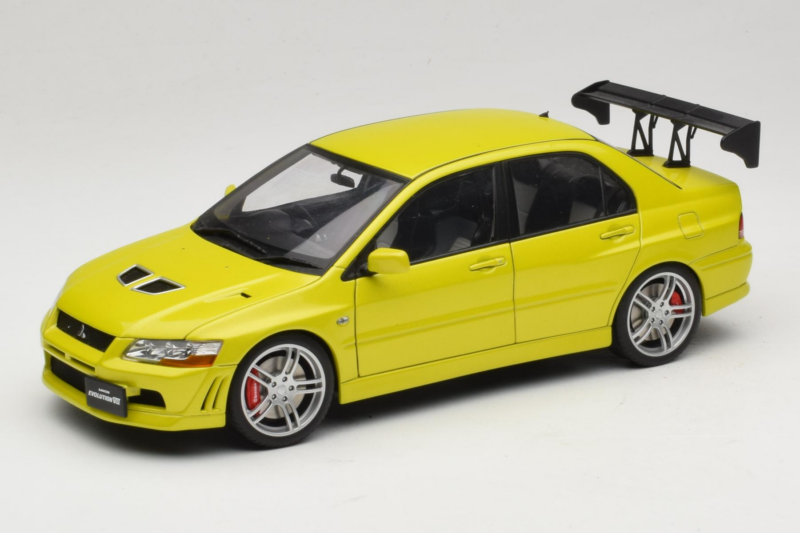 Mitsubishi Lancer Evo VII Mustard Yellow AUTOart 1:18 77166 Kov