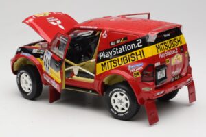 Mitsubishi Pajero Rallye Raid #205 Paris-Dakar Rally 2001 Solido 1:18 9022 Kov – obrázek 5 z 8
