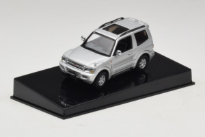 Mitsubishi Pajero SWB Stříbrný AUTOart 1:43 57113 Kov – obrázek 2 z 4