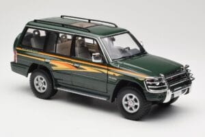 Mitsubishi Pajero V20 LWB Zelený Sun Star 1:18 1225 Kov – obrázek 6 z 8