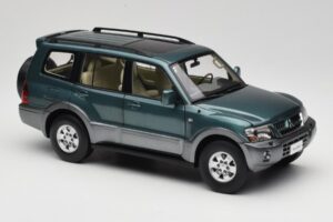 Mitsubishi Pajero V73 Zelený YC Model 1:18 241218040101010215 Kov – obrázek 6 z 8