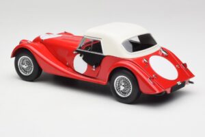 Morgan 4/4 Plus Competition Hardtop Červený Kyosho 1:18 08114R Kov – obrázek 7 z 8