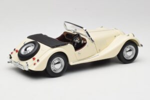 Morgan 4/4 Series II Bílý Kyosho 1:18 08111W Kov – obrázek 3 z 8
