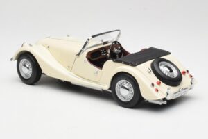 Morgan 4/4 Series II Bílý Kyosho 1:18 08111W Kov – obrázek 7 z 8