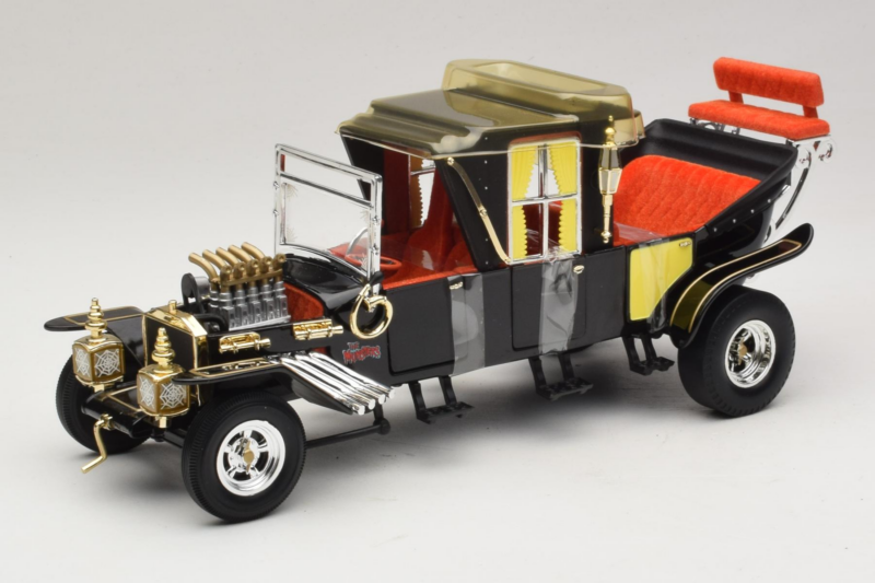 Munsters Koach Černý ERTL 1:18 33036 Kov