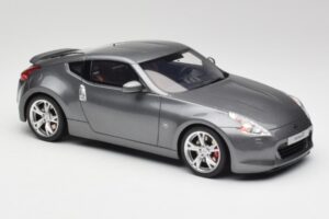 Nissan 370Z Z34 Gun Metallic Otto 1:18 OT465 Pryskyřice – obrázek 4 z 6