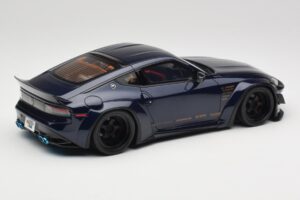 Nissan 400Z RZ34 Pandem Midnight Blue GT Spirit 1:18 GT494 Pryskyřice – obrázek 2 z 6