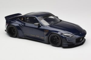 Nissan 400Z RZ34 Pandem Midnight Blue GT Spirit 1:18 GT494 Pryskyřice – obrázek 4 z 6
