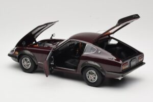 Nissan Fairlady 240Z-G S30 Vínový Kyosho 1:18 08212M Kov – obrázek 5 z 8